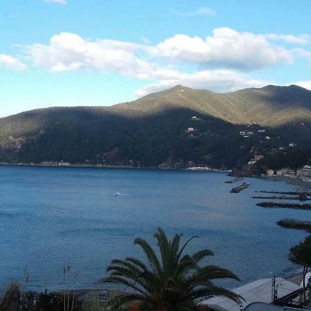 Un Gioiello Con Vista Mare Villa Moneglia Kültér fotó