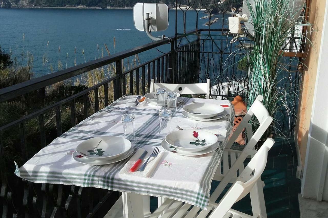 Un Gioiello Con Vista Mare Villa Moneglia Kültér fotó